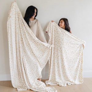 Minky Stretch Blanket in Floral