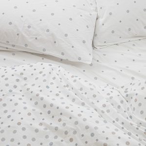 Organic Chamomile Bloom Pillowcase